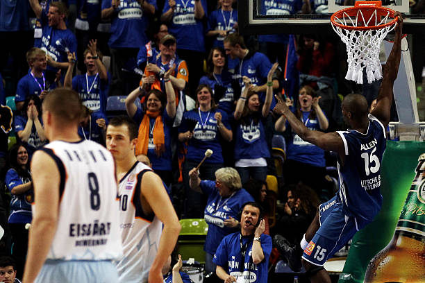 俱乐部间 俱乐部间